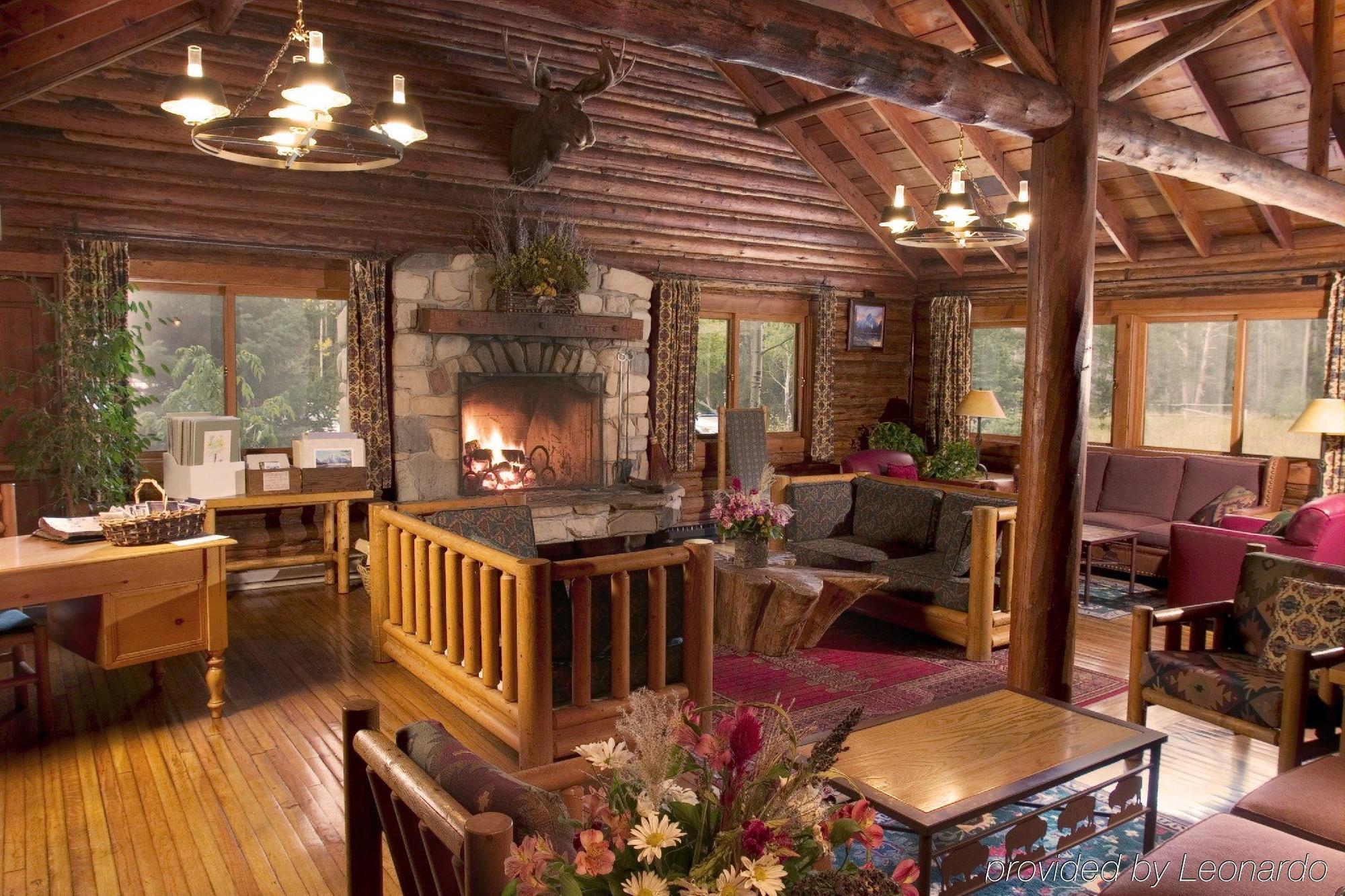 Jenny Lake Lodge Beaver Creek Interior photo