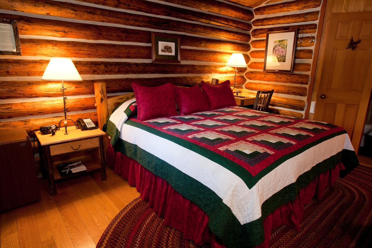 Jenny Lake Lodge Beaver Creek Room photo